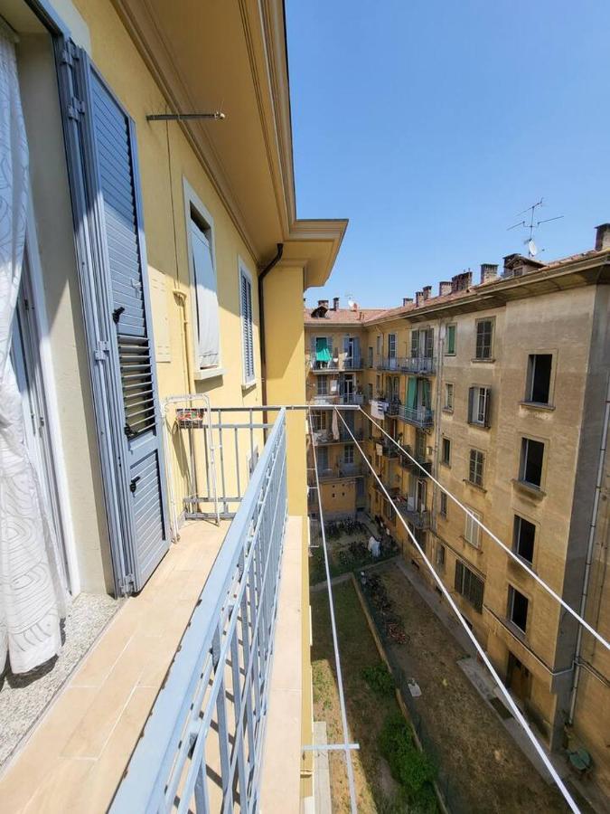 Central And Cosy Apartament Болонья Экстерьер фото
