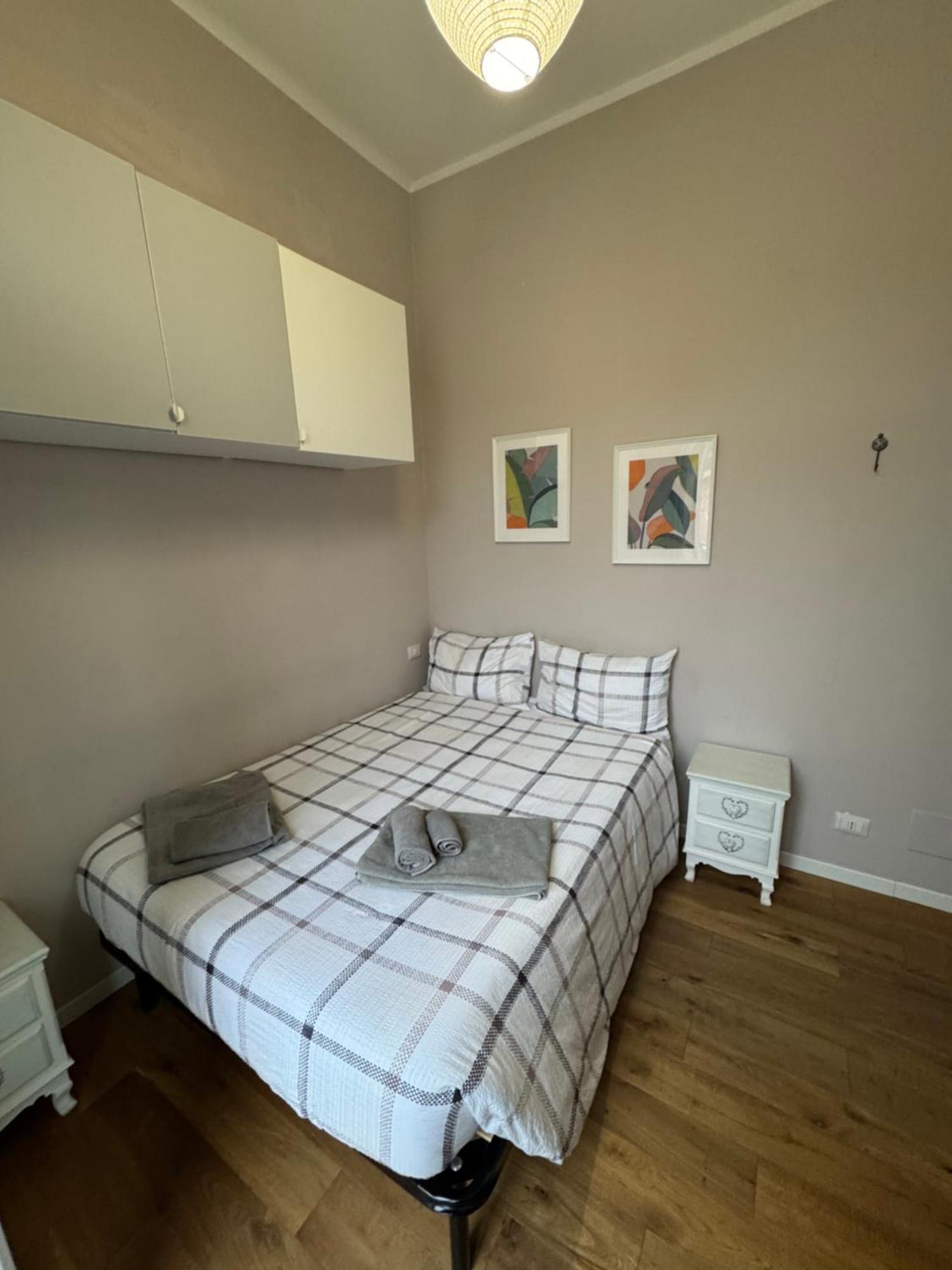 Central And Cosy Apartament Болонья Экстерьер фото